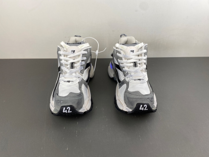 Ba1en*iaga Runner LED sneaker WRNLD 9012