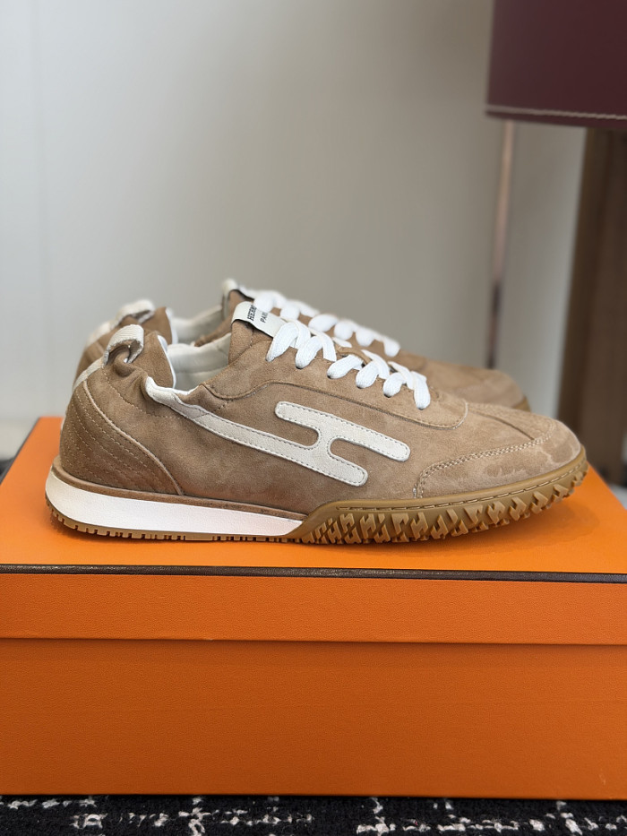 H**me5 sneakers HM116