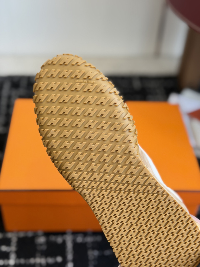 H**me5 sneakers HM116