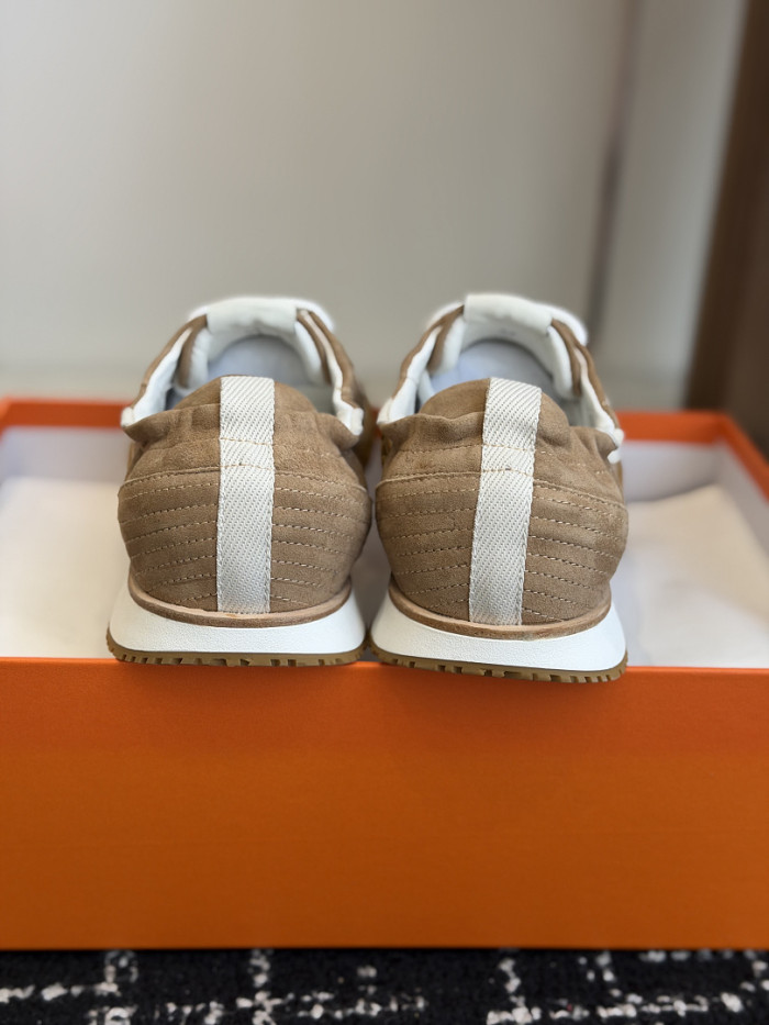 H**me5 sneakers HM116