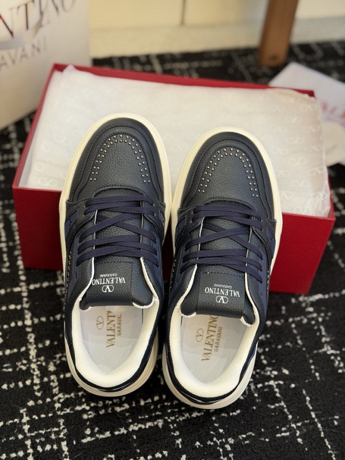 Va1e*ntin0 SNEAKERS VT054