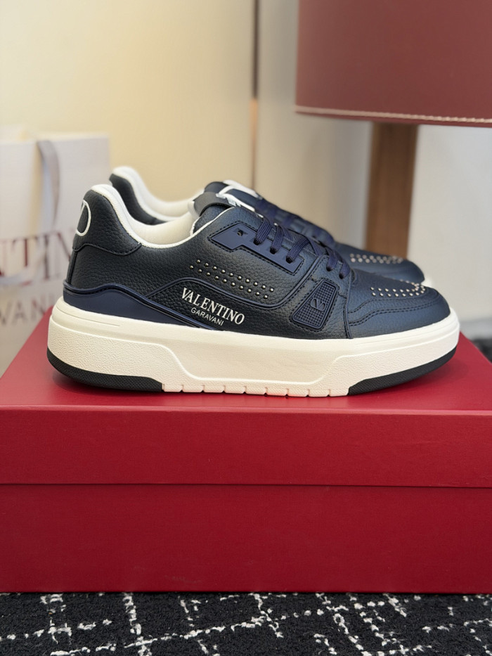 Va1e*ntin0 SNEAKERS VT054