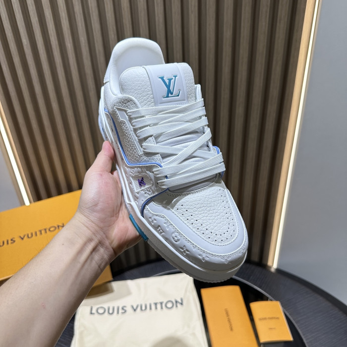 LV snekaers L0000770