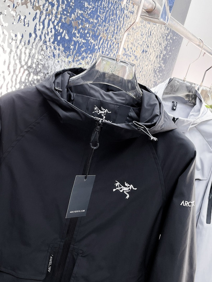 ARCTERYX JACKET AX14