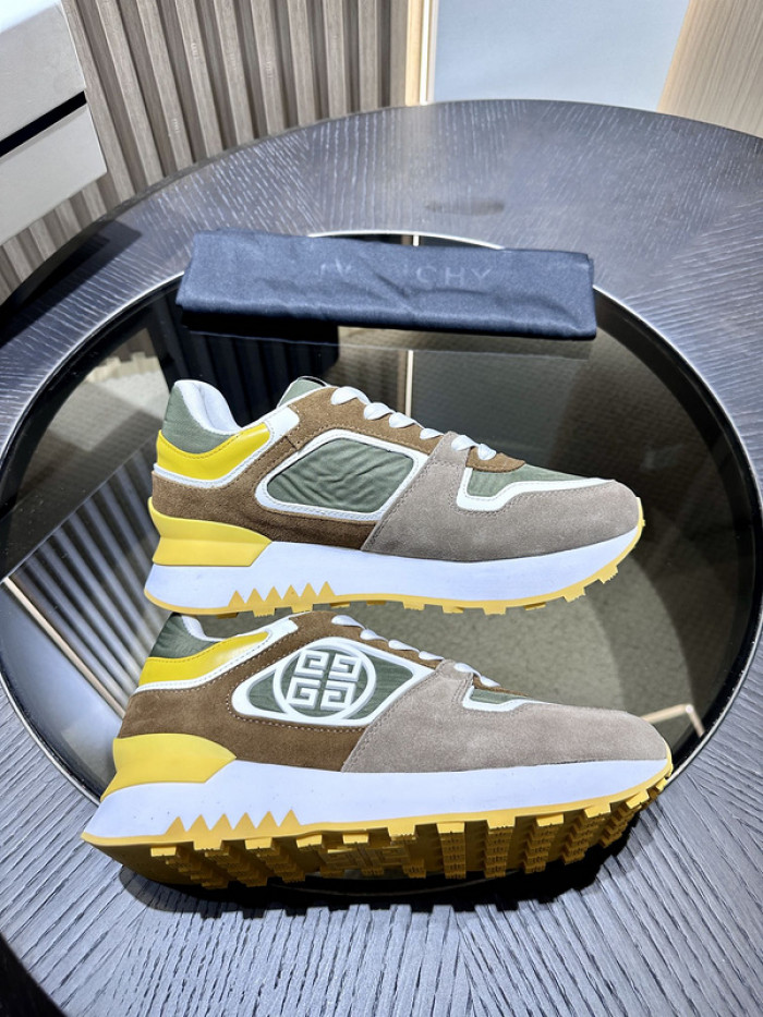 Givenchy Sneakers 660034