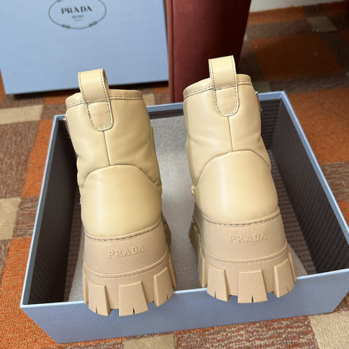 PRAD* boots P130