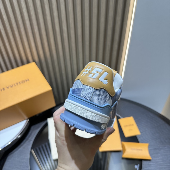 LV snekaers L0000834