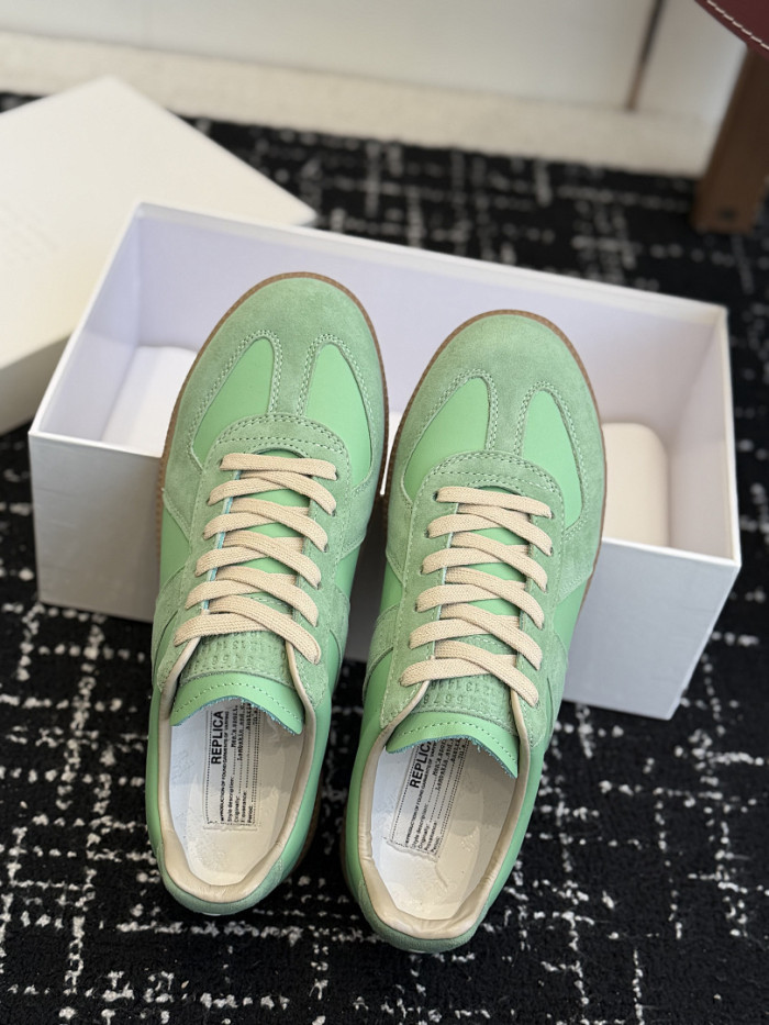 Ma1s0n Marg*e1a CALFSKIN S57WS0355