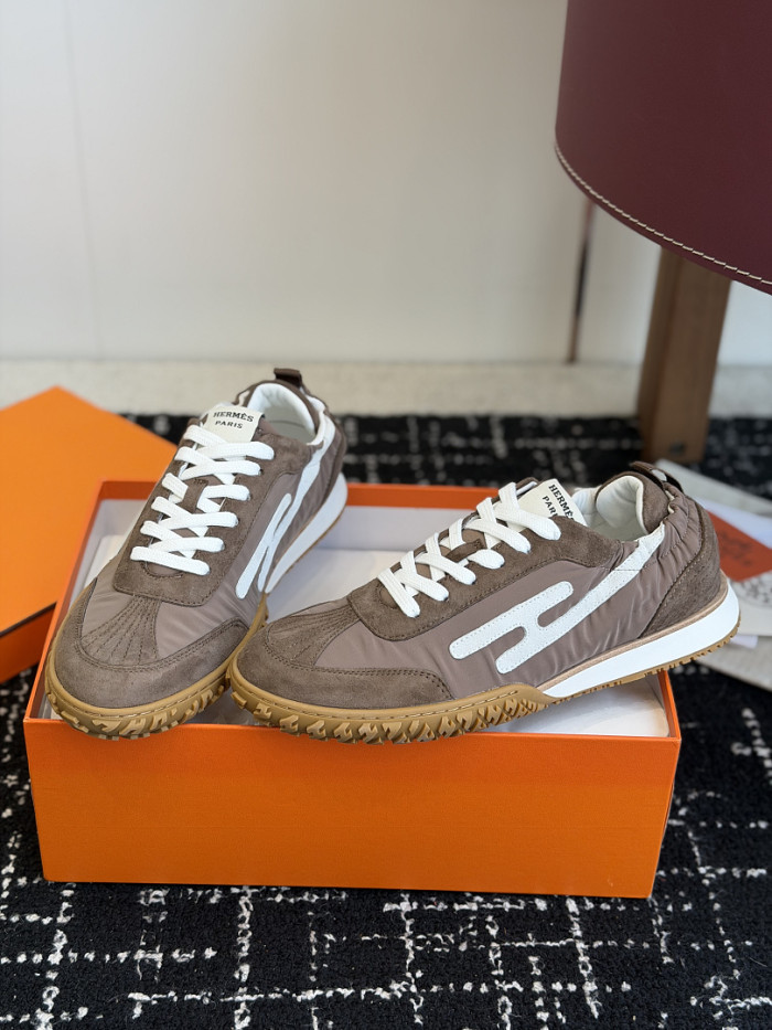 H**me5 sneakers HM111
