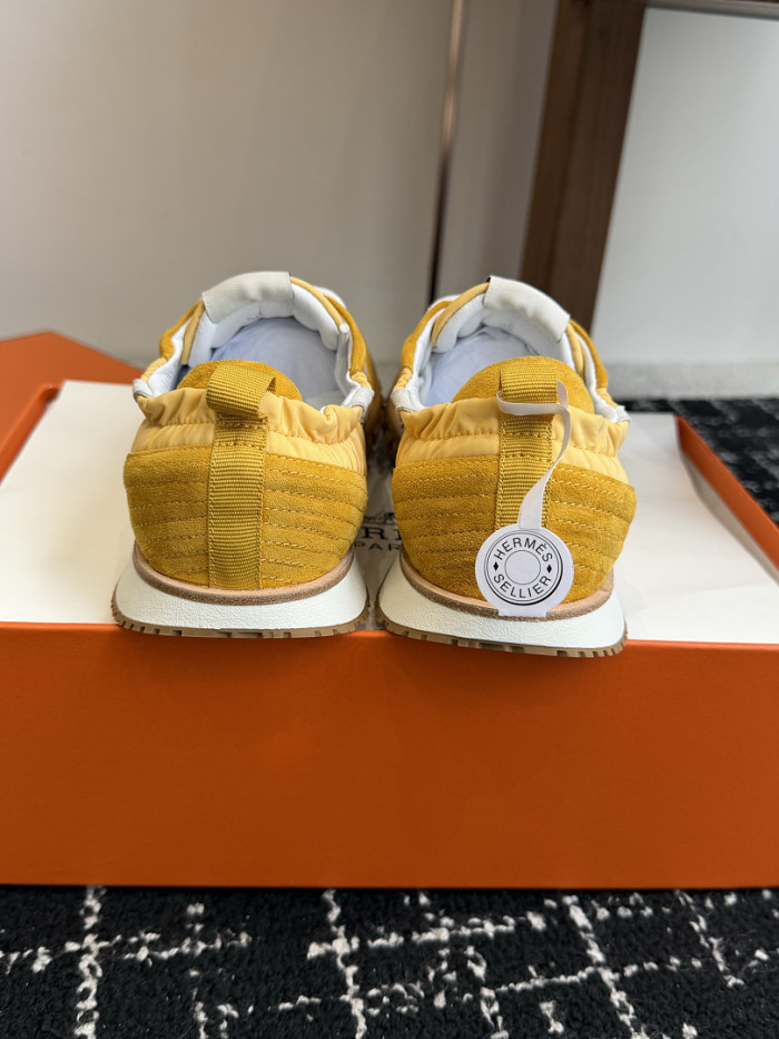 H**me5 snekaers HM129