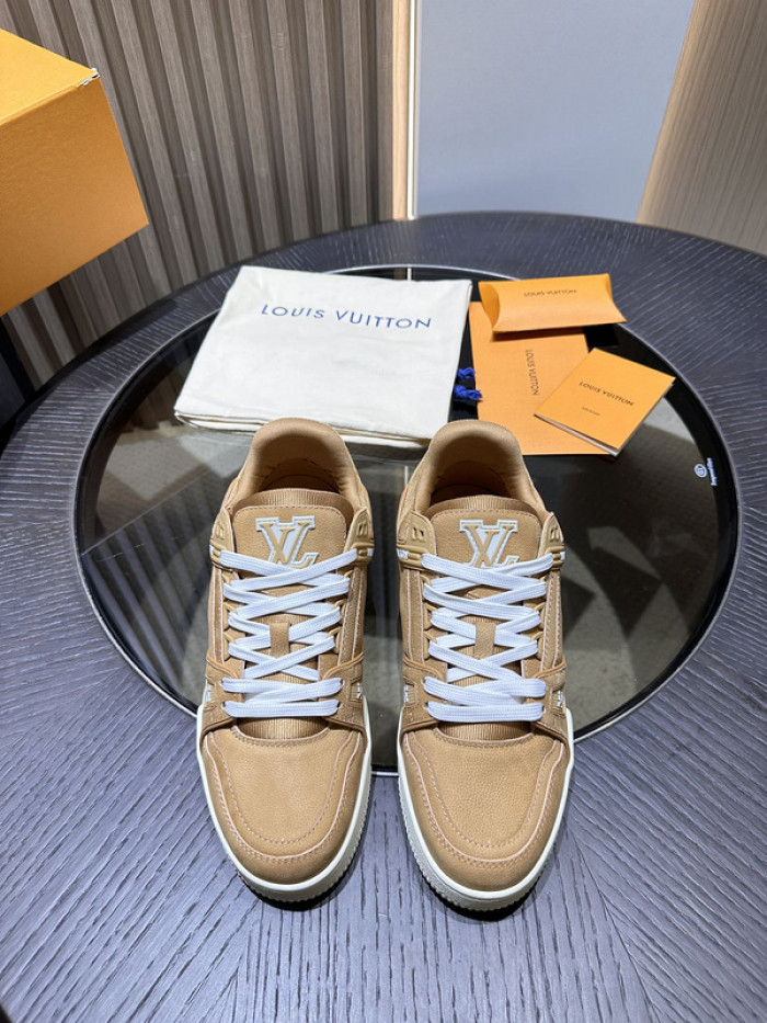 LV snekaers L0000397