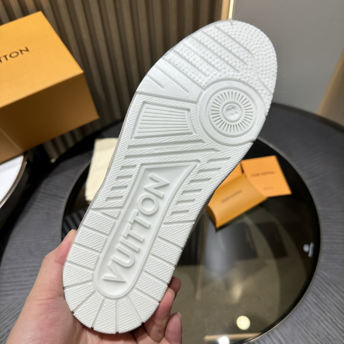 LV snekaers L0000434