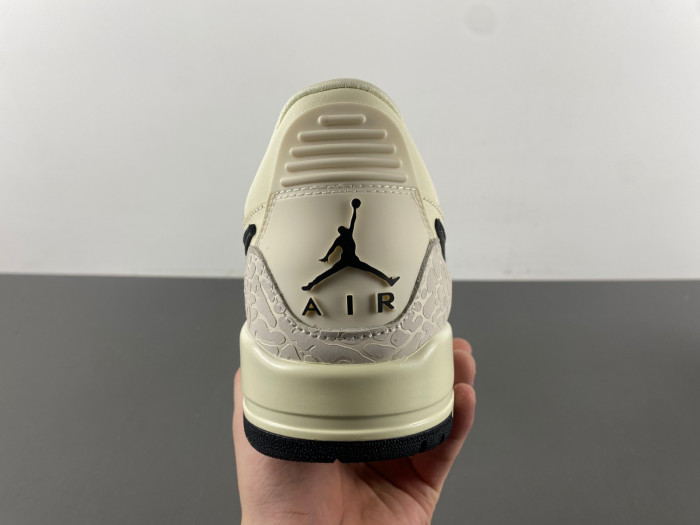 Jordan Legacy 312 Coconut Milk HV1807-101