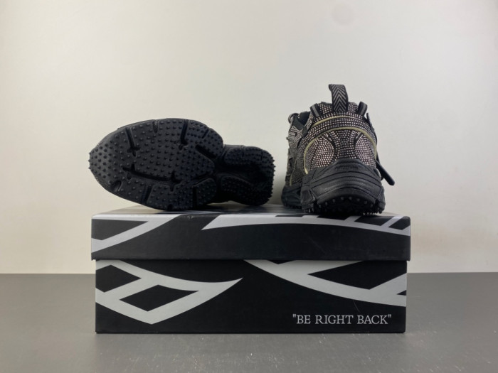 Off-White Be right back OWIA289F70