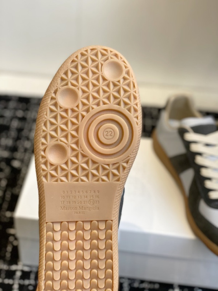 ma1s0n Marg*e1a calfskin s57ws0339