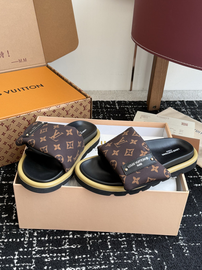L&V sandal 267