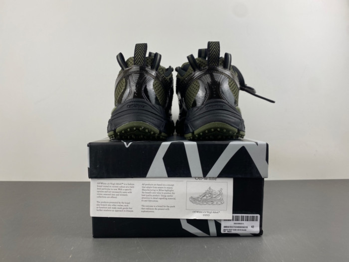 Off-White Be right back OWIA289F47