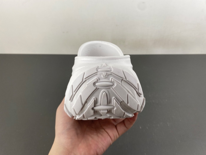 Balenciag* Sandal BS127