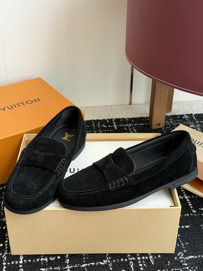 LV LOAFERS L0000843