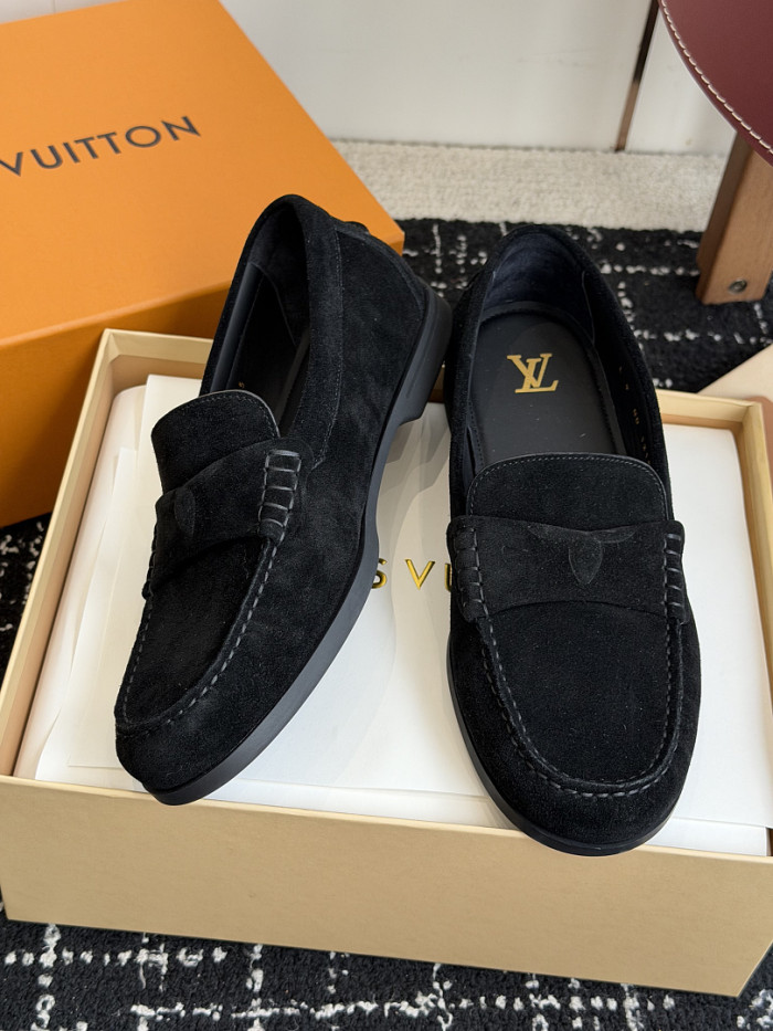 LV LOAFERS L0000843