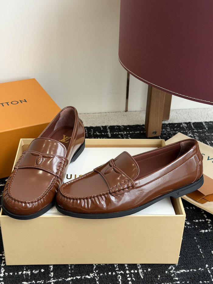 LV LOAFERS L0000846