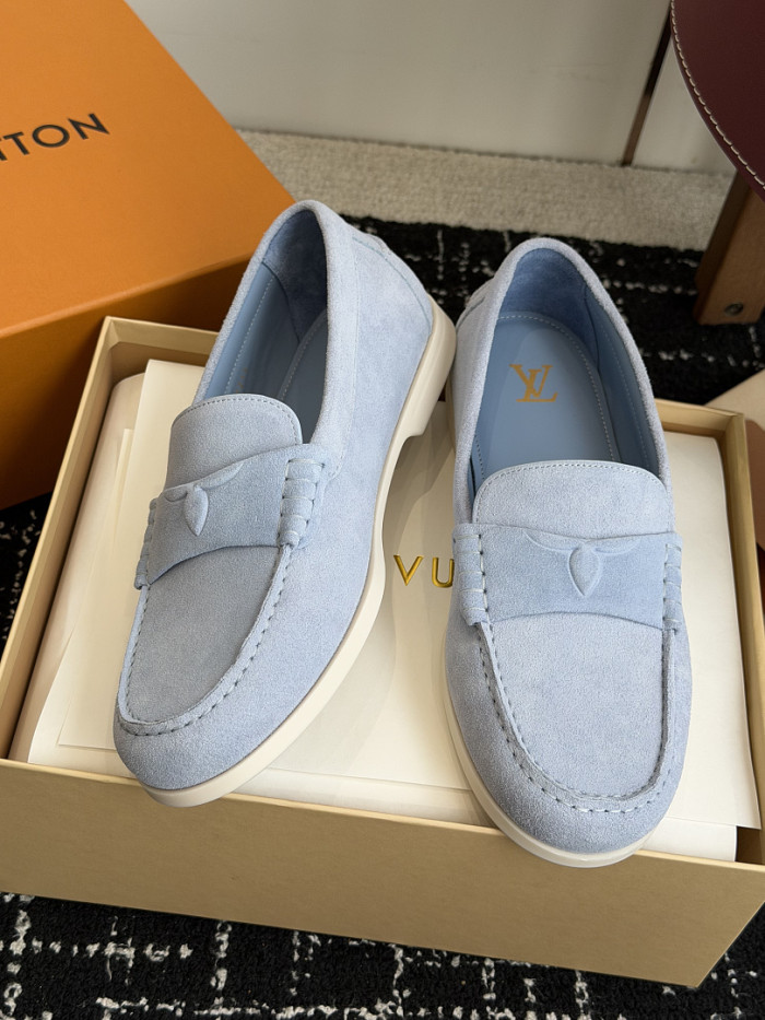 LV LOAFERS L0000841