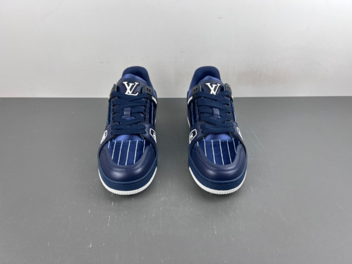 LV snekaers L0000761