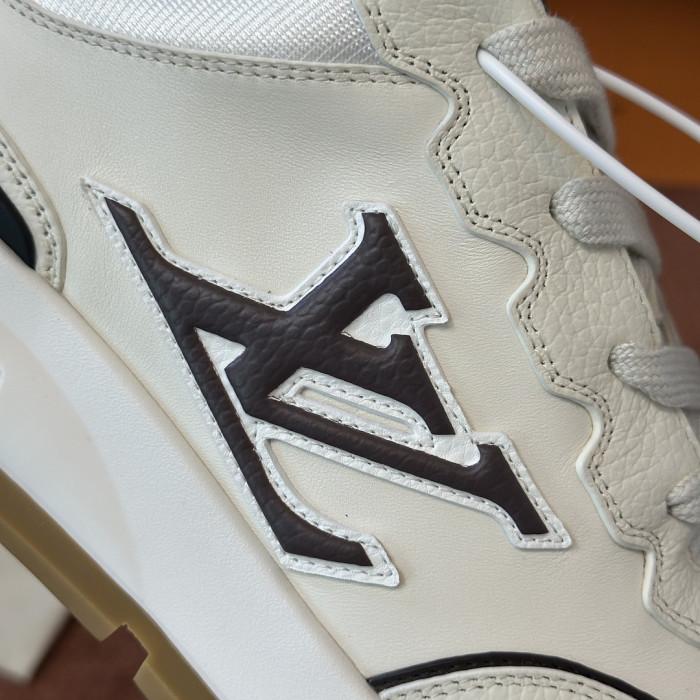 LV snekaers L0000804