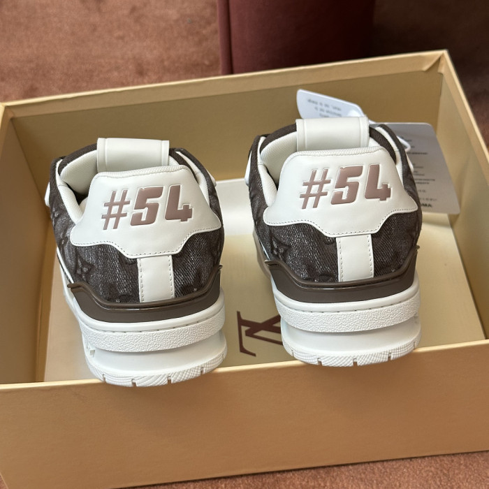 LV snekaers L0000821