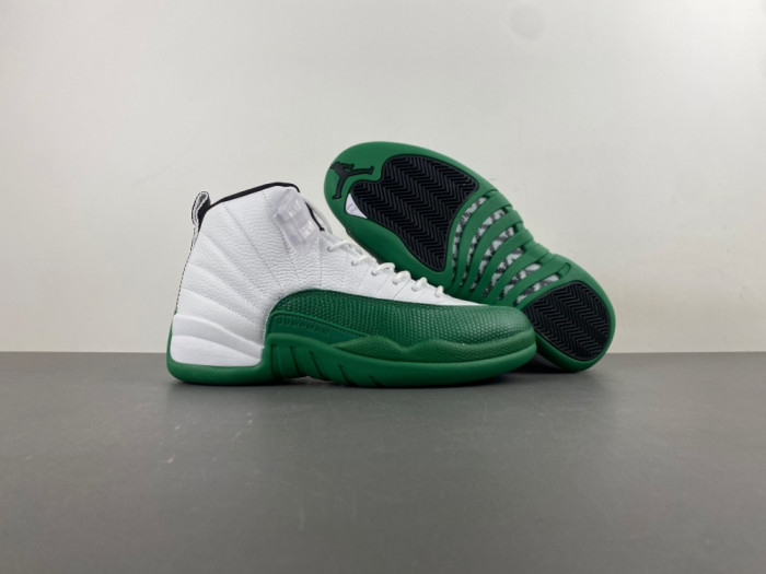 Air Jordan 12 “Bucks” CT8013-103