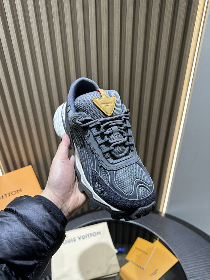 LV snekaers L0000710