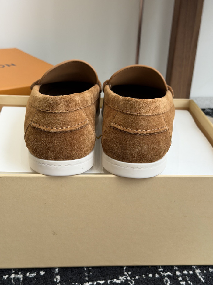 LV LOAFERS L0000842