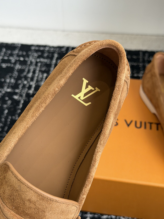 LV LOAFERS L0000842