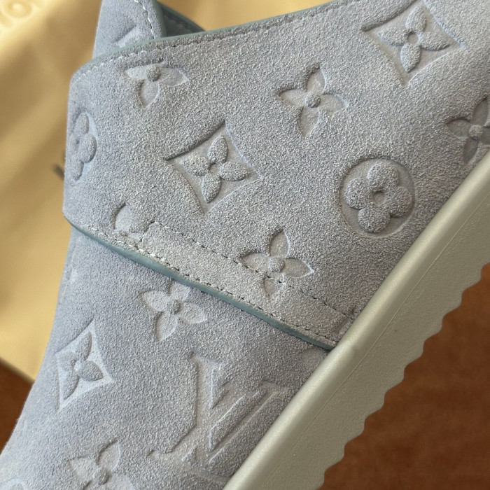 L&V sandal 275