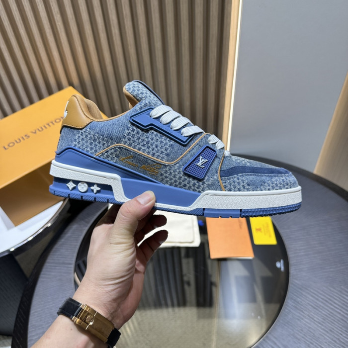 LV snekaers L0000437