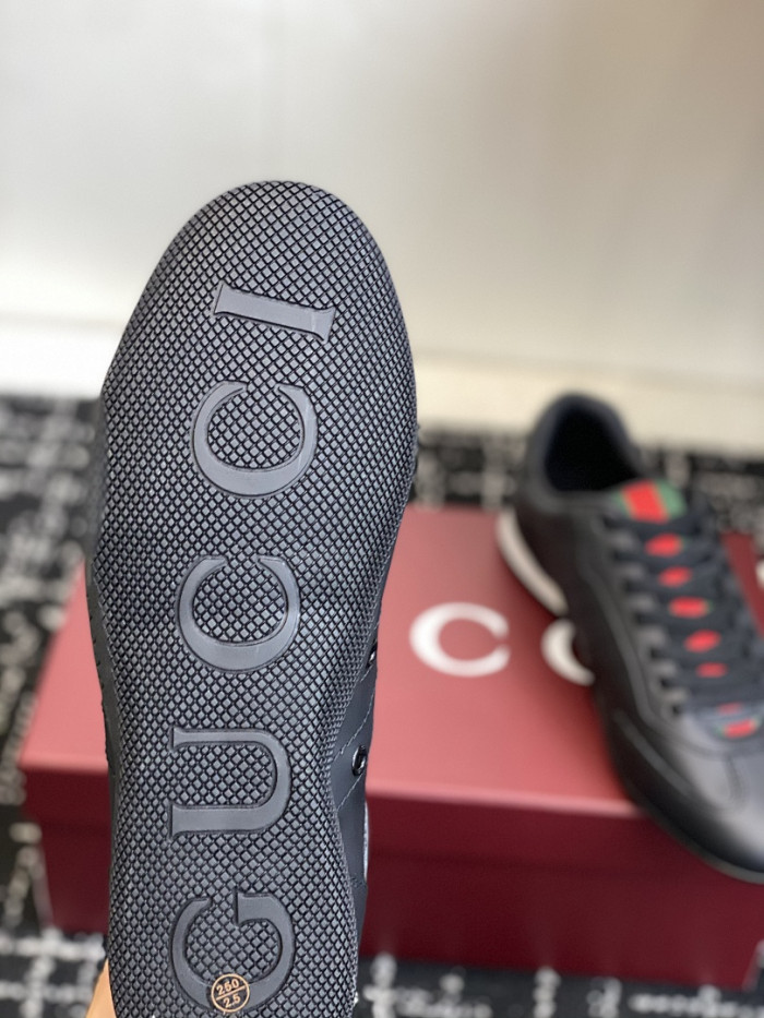 Gv*c* SNEAKER GC198