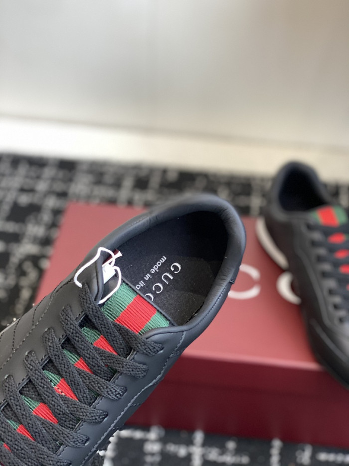 Gv*c* SNEAKER GC198