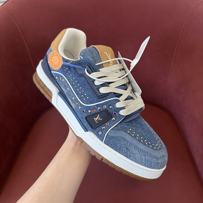 LV snekaers L0000823