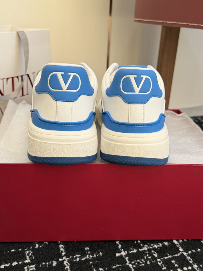 Va1e*ntin0 SNEAKERS VT051