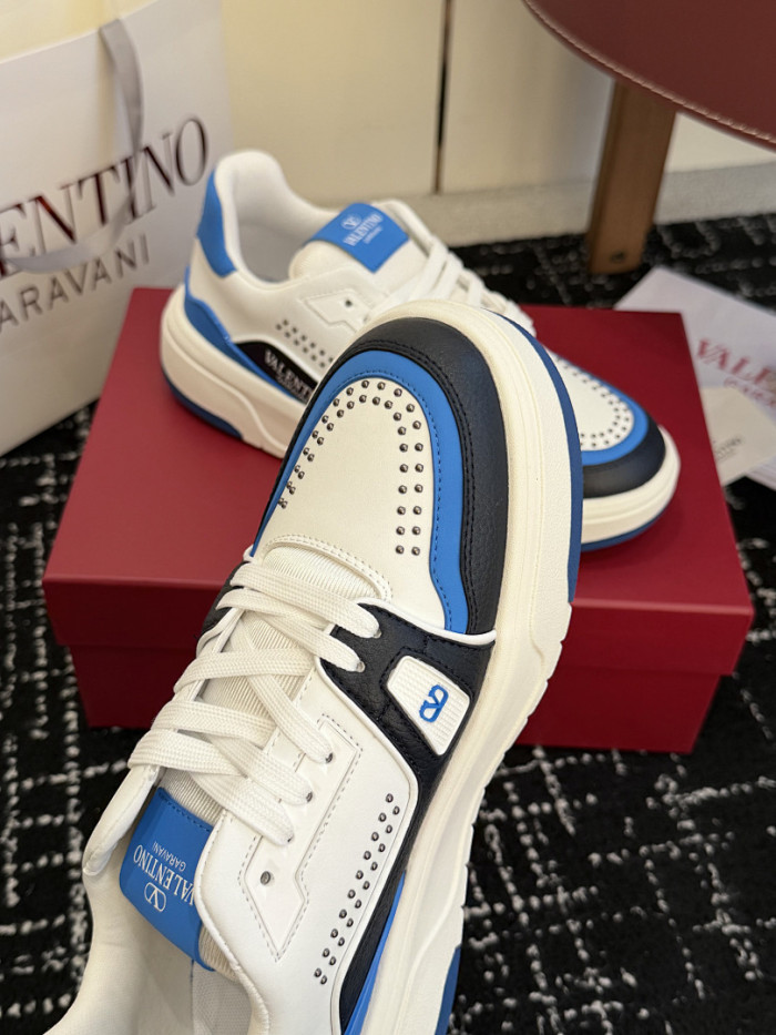 Va1e*ntin0 SNEAKERS VT051