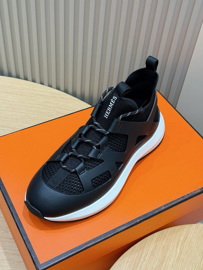 H**me5 sneakers HM108