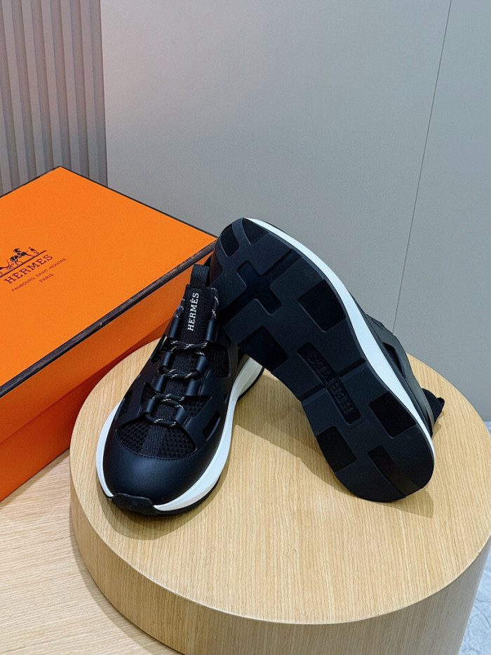 H**me5 sneakers HM108
