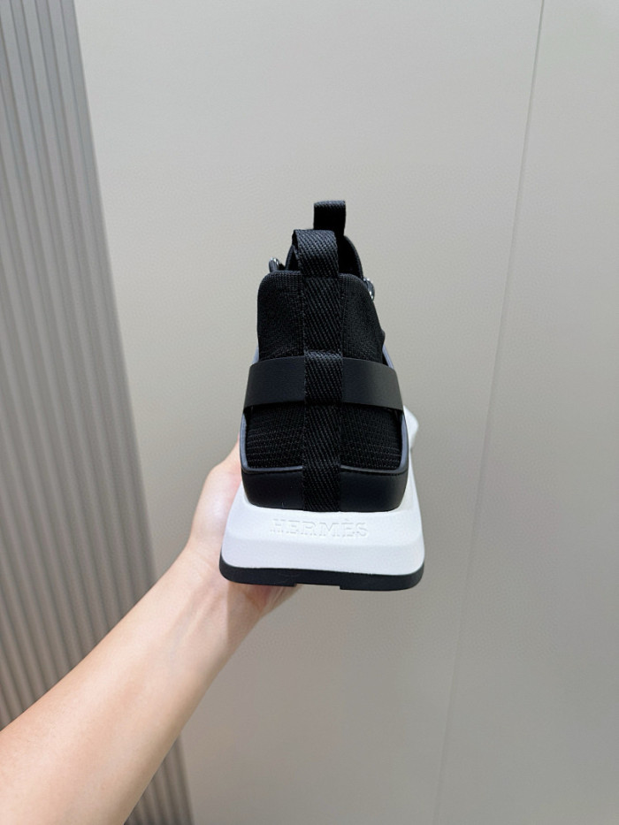 H**me5 sneakers HM108