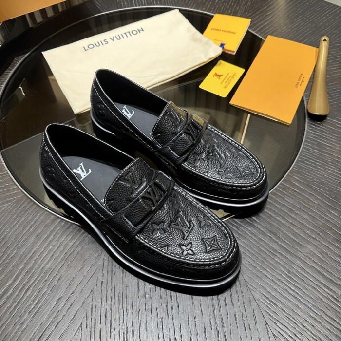 LV LOAFERS L0000749