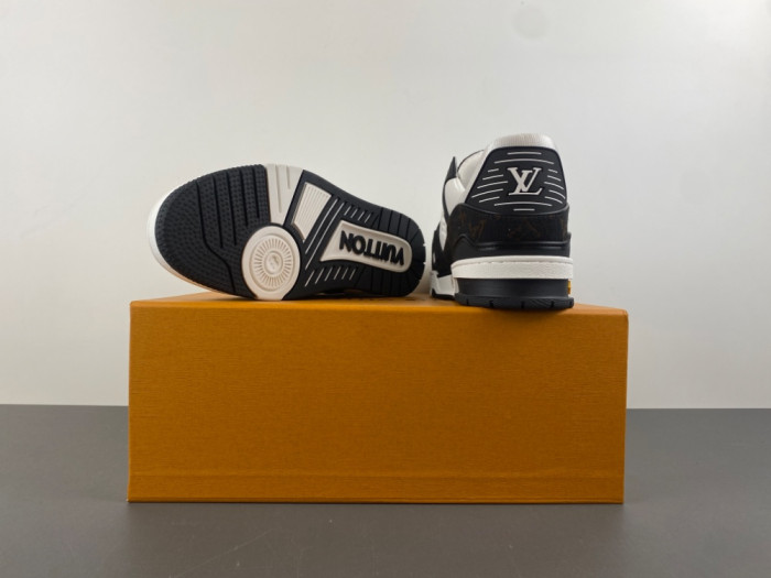 LV snekaers L0000628