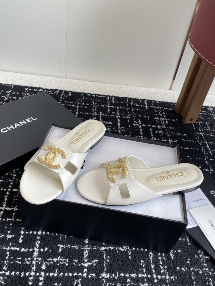 Chane* Sandal CS38