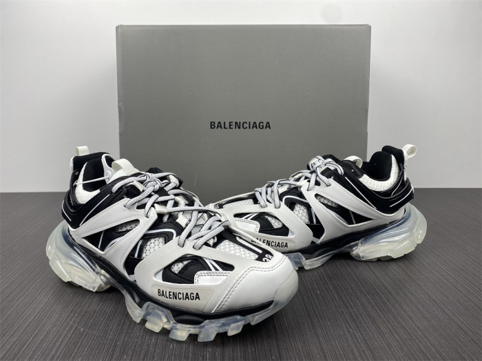 Balenciaga track W3BZ2 9010