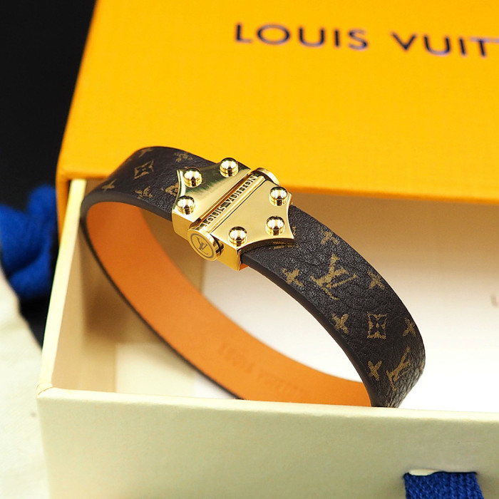 L&V BRACELET LVB04