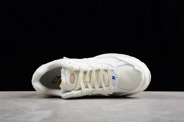 New Balance 2002 M2002RDC