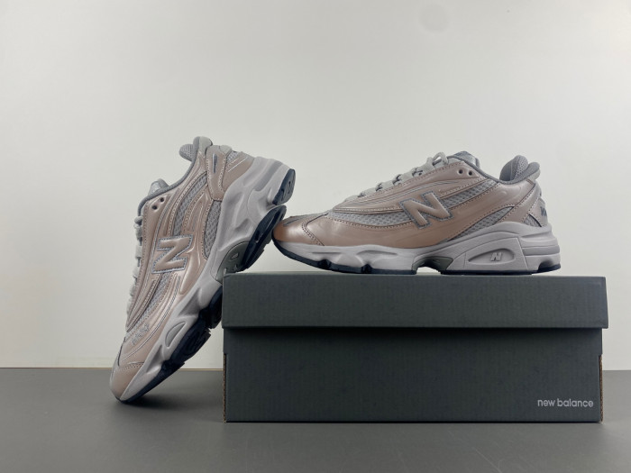 New Balance 1000 Angora M1000TE